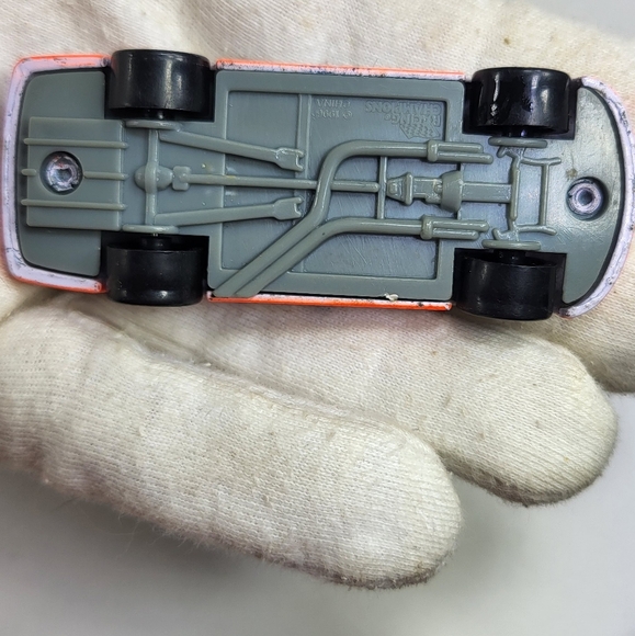 Nascar lot of 5 1:64 scale - Picture 9 of 14